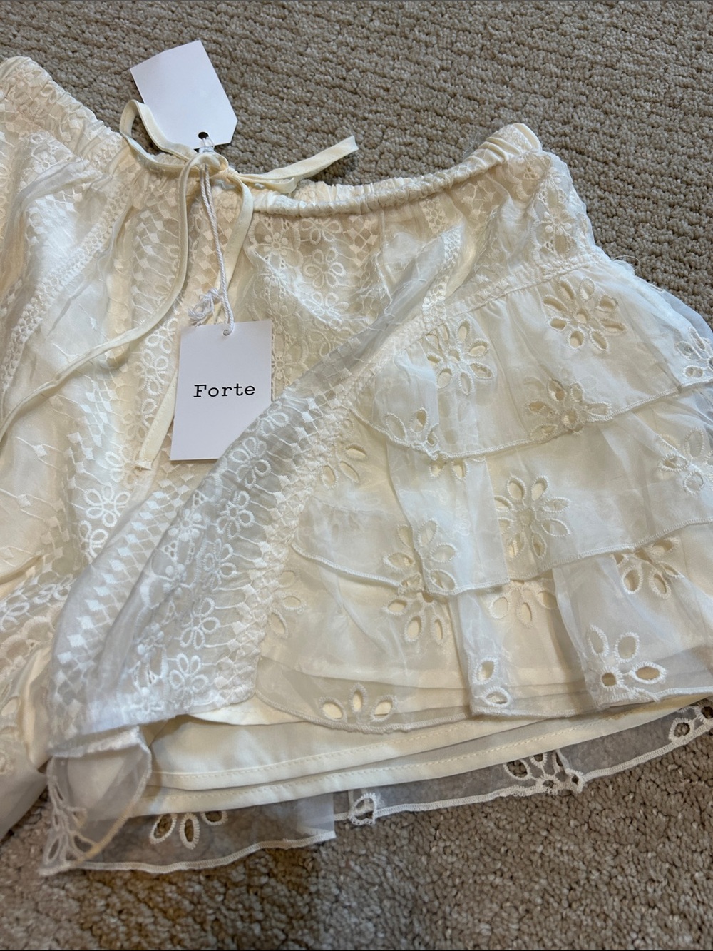 Forte Tiered Ivory Short NWT - Picture 2 of 4